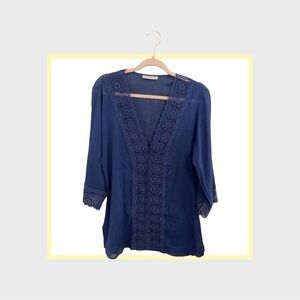 Women’s blue La Blanca swim cover-up, size is estimated to be a large‎ no tag